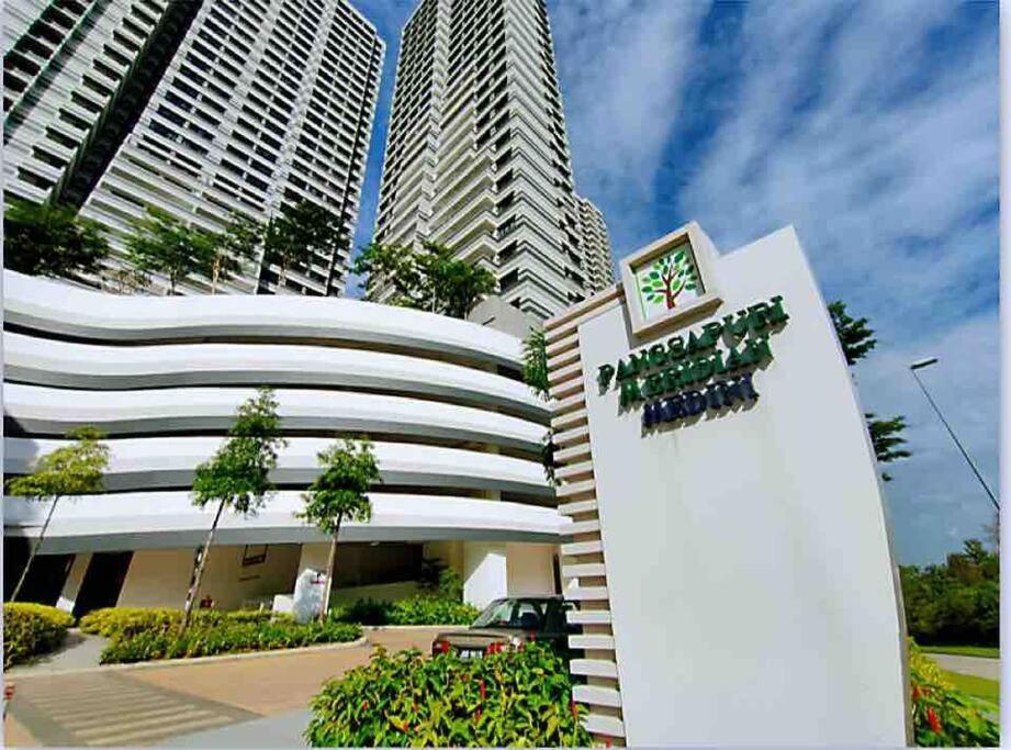 Legoland Jb Aghome Medini 3Room8Pax Bukit Indah Nusajaya  Exteriér fotografie